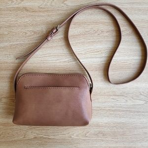 Cross-body purse